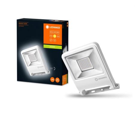 LEDVANCE Endura LED Fluter  50W 3000K Warmweiß Floodlight IP65 weiss